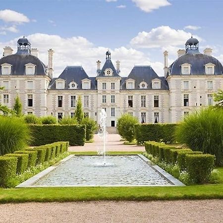 Appartement Quartier Cathedrale Blois Exterior photo