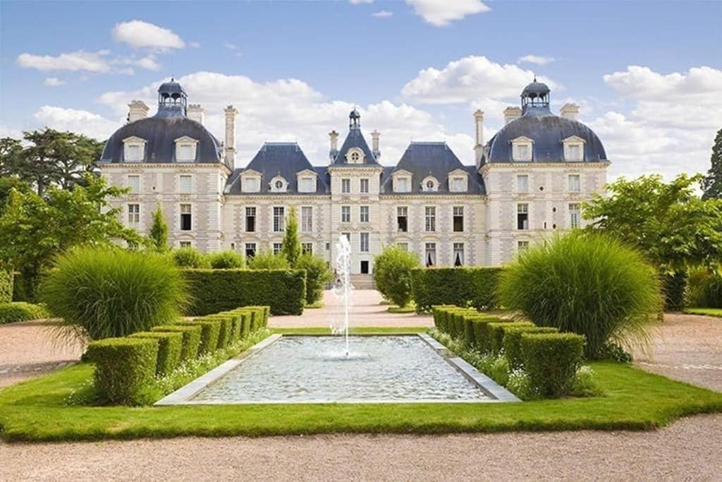 Appartement Quartier Cathedrale Blois Exterior photo